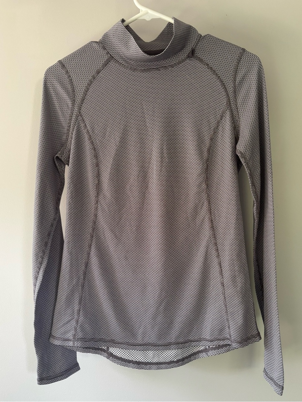 Xersion Gray Long-Sleeve Mock Neck Performance Top